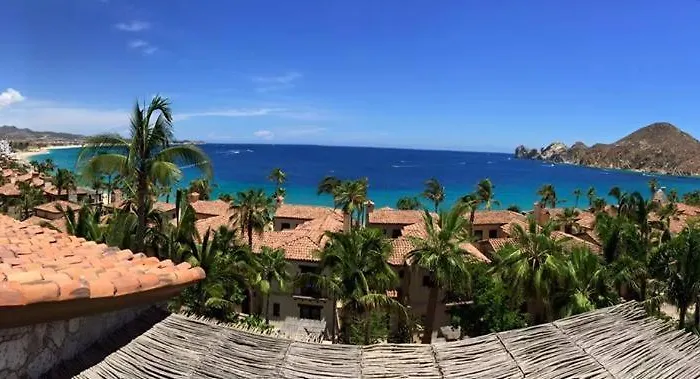 Hacienda Club & Residences