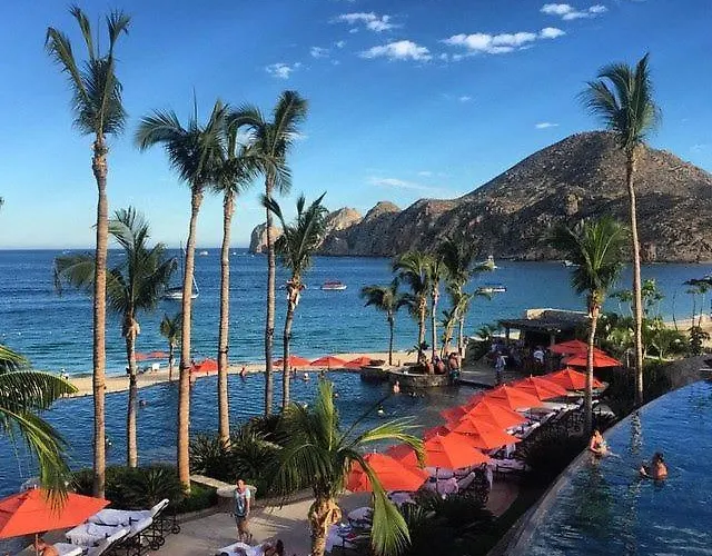 Hacienda Club & Residences