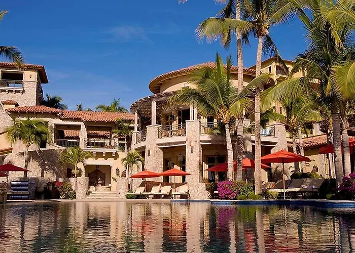 Hacienda Club & Residences *